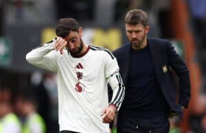 Carrick Under Fire Over Como 4-1 Win Against Mighty Man United Carrick Under Fire Over Como 4-1 Win Against Mighty Man United