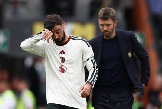 Carrick Under Fire Over Como 4-1 Win Against Mighty Man United Carrick Under Fire Over Como 4-1 Win Against Mighty Man United