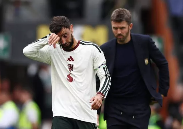 Carrick Under Fire Over Como 4-1 Win Against Mighty Man United Carrick Under Fire Over Como 4-1 Win Against Mighty Man United
